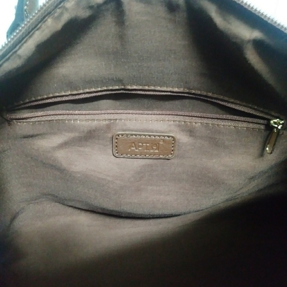 SOLD 7/20 🌾  🌕Kohl's Purse - Picture 8 of 8